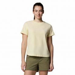 Koszulka damska Columbia Sun Trek Short Sleeve II Tee z krótkim rękawem. Żółte koszulki sportowe damskie Columbia, s, bez wzorów, bez kołnierzyka, bez ramiączek. Za 100.16 zł.