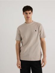 T-shirt comfort fit - beżowy. Brązowe t-shirty męskie Reserved, l, bez wzorów, z bawełny, bez kołnierzyka. W wyprzedaży za 49.99 zł.