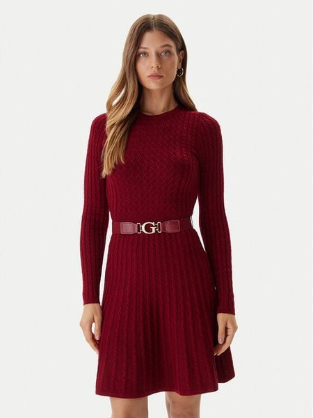 Guess Sukienka dzianinowa W5BK68 Z2YJ2 Czerwony Slim Fit. Czerwone sukienki damskie Guess, xxl, z aplikacjami, z dzianiny, bez kołnierzyka, bez ramiączek. Za 439.99 zł.