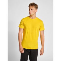 Koszulka Hummel Red Basic. Żółte buty sportowe męskie Hummel, z bawełny, bez zapięcia, na fitness i siłownię. Za 117.00 zł.