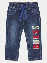 Guess Jeansy I4BA00 D4CA0 Granatowy Relaxed Fit. Niebieskie jeansy dla chłopców Guess, z bawełny. Za 109.99 zł.