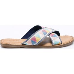 Toms - Klapki. Szare klapki damskie Toms, z materiału. W wyprzedaży za 159.90 zł.