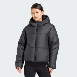 Puchowa ocieplana kurtka ESSENTIALS HIGHLOFT. Czarne kurtki damskie Adidas, xl, bez wzorów, z materiału, bez kaptura. Za 479.00 zł.