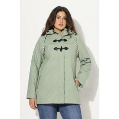 Damskie Kurtka przeciwdeszczowa HYPRAR wodoszczelna kaptur podłużne guziki. Zielone kurtki damskie Ulla Popken, plus size, bez wzorów, z materiału, bez kaptura. W wyprzedaży za 511.99 zł.