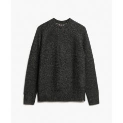 Gruby oversize sweter z rękawami raglanowymi damski Superdry. Czarne swetry damskie Superdry., bez wzorów, bez kołnierzyka, bez ramiączek, bez kaptura. W wyprzedaży za 358.05 zł.