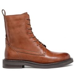 Trzewiki Geox. Brązowe botki damskie Geox, bez obcasa, na płaskiej podeszwie, bez zapięcia. Za 469.99 zł.