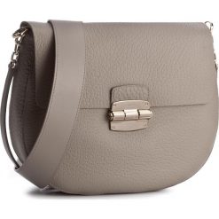 Torebka FURLA - Club 949067 B BHV1 QUB Sabbia. Listonoszki damskie marki Furla. W wyprzedaży za 1,249.00 zł.