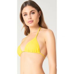 NA-KD Swimwear Góra od bikini Triangle - Yellow. Bikini damskie marki NA-KD Swimwear. Za 40.95 zł.