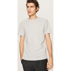 T-shirt BASIC - Jasny szar. Szare t-shirty męskie Reserved. Za 19.99 zł.
