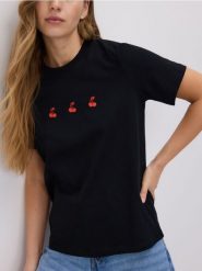 T-shirt regular z haftem - czarny. Czarne t-shirty damskie Reserved, l, bez wzorów, z bawełny, bez kołnierzyka. Za 45.99 zł.
