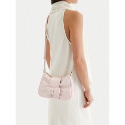 Torebka JENNY. Czerwone listonoszki damskie Jenny, bez wzorów, bez dodatków. Za 119.99 zł.