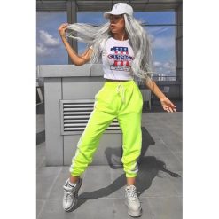 Damskie spodnie sportowe DABIRA. Spodnie sportowe damskie Damskie spodnie sportowe DABIRA, l, bez wzorów. W wyprzedaży za 59.00 zł.