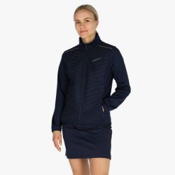 Bluza z kapturem trening damska Swedemount On Course Fullzip szybkoschnąca. Niebieskie bluzy damskie SWEDEMOUNT, bez wzorów, na fitness i siłownię. Za 279.99 zł.