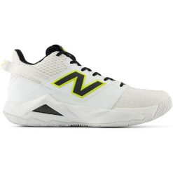 Buty damskie New Balance WCHCOCW2 – białe. Białe obuwie sportowe damskie New Balance, bez wzorów, z gumy, do biegania. Za 399.99 zł.