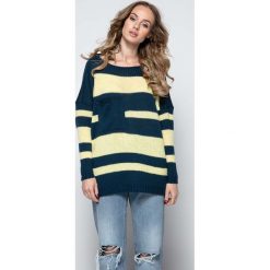 Granatowy Luźny Sweter w Paski z Naszytą Kieszenią. Paski damskie marki Molly.pl. Za 129.90 zł.