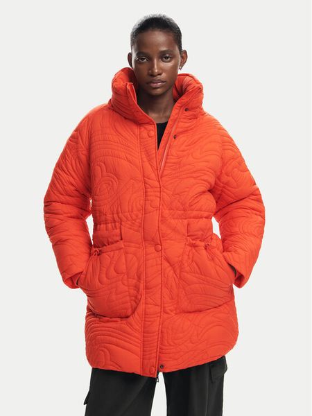 Desigual Kurtka zimowa Aarhus 24WWEWAC Pomarańczowy Regular Fit. Brązowe kurtki damskie Desigual, na zimę, xs, bez wzorów, z syntetyku, bez kaptura. Za 579.99 zł.