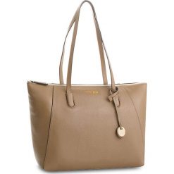 Torebka COCCINELLE - CF8 Clementine Soft E1 CF8 11 01 01 Taupe N75. Brązowe torby na ramię damskie Coccinelle. W wyprzedaży za 869.00 zł.