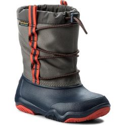 Śniegowce CROCS - Swiftwater Waterproof Boot K 204657 Navy/Flame. Buty zimowe dziewczęce marki Crocs. W wyprzedaży za 199.00 zł.