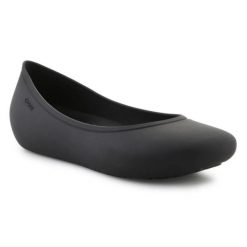 Buty Crocs Brooklyn Flat 209384-001 czarne. Czarne baleriny damskie bez wzorów, z materiału, bez obcasa. Za 302.18 zł.