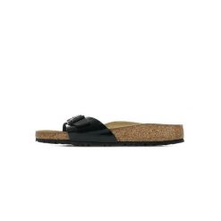 Klapki damskie Birkenstock 040303. Czarne klapki damskie Birkenstock, bez wzorów, z materiału, młodzieżowe, bez obcasa. Za 414.15 zł.