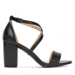 Sandały DeeZee. Czarne sandały damskie DeeZee, bez wzorów, bez obcasa, na słupku, bez zapięcia. Za 129.99 zł.