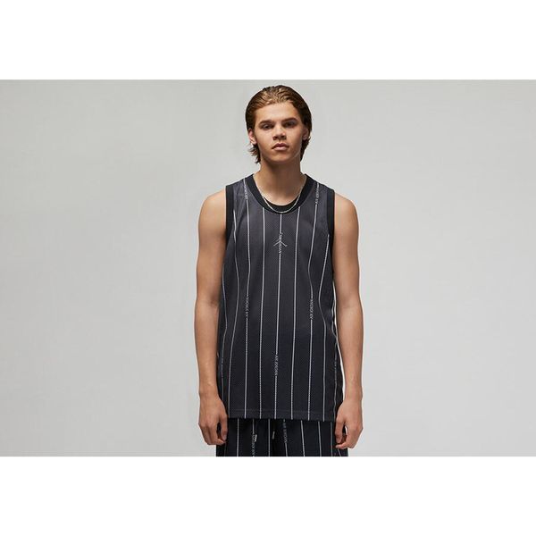 Koszulka męska nike air jordan essentials all over printed jersey black. Czarne koszulki sportowe męskie Jordan, m, bez wzorów, z jersey, bez kołnierzyka, bez ramiączek, do koszykówki. Za 269.00 zł.