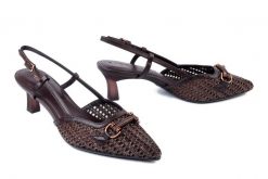 TAMARIS 1-39634-44 304 mocca, czółenka damskie. Brązowe sandały damskie Tamaris, bez wzorów, z gumy, bez obcasa, bez zapięcia. Za 339.90 zł.