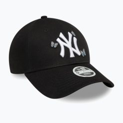 Czapka z daszkiem damska New Era Icon 9Forty New York Yankees. Czarne czapki i kapelusze damskie New Era, na zimę, bez wzorów. Za 119.99 zł.