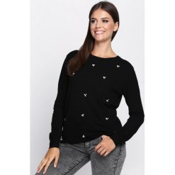 Czarny Sweter Loved Again. Czarne swetry damskie Born2be, z okrągłym kołnierzem. Za 69.99 zł.