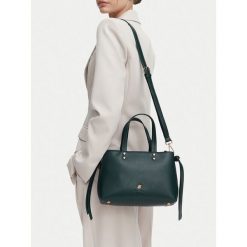 Torebka Beverly Hills Polo Club. Zielone torebki do ręki damskie Beverly Hills Polo Club, bez wzorów, klasyczne, bez dodatków. Za 249.99 zł.