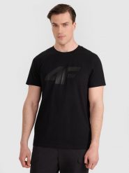 4F T-shirt regular z nadrukiem męski - czarny 3XL. Czarne t-shirty męskie 4f, m, bez wzorów, z bawełny, klasyczne, bez kołnierzyka. Za 59.99 zł.