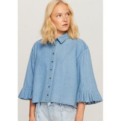 Jeansowa koszula z szerokimi rękawami - Niebieski. Niebieskie koszule damskie Reserved, z jeansu. W wyprzedaży za 59.99 zł.