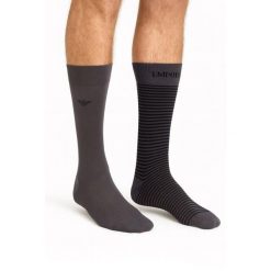 Skarpety podkolanówki Emporio Armani 2-Pack. Czarne skarpety męskie EMPORIO ARMANI CONNECTED, bez wzorów. Za 79.00 zł.