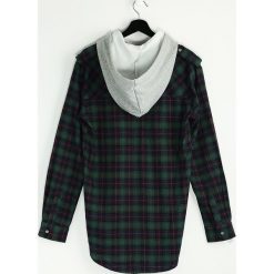 Zielona Bluza Inconsistent. Zielone bluzy męskie marki Born2be, m. Za 69.99 zł.