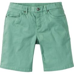 Bermudy ze stretchem Regular Fit bonprix zielony. Szorty męskie marki Giacomo Conti. Za 32.99 zł.