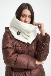 Komin damski pikowany BLAUER. Szaliki i chusty damskie Blauer, bez wzorów. W wyprzedaży za 389.97 zł.