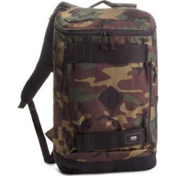 Plecak VANS - Hooks Skatepack VN0A3HM297I Classic Camo. Plecaki damskie marki Vans. W wyprzedaży za 169.00 zł.