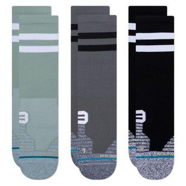 Skarpety biegowe Stance Franchise Crew 3 Pack. Skarpety męskie Stance, bez wzorów. Za 182.99 zł.