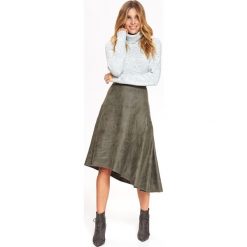 DOPASOWANY SWETER GOLF. Swetry damskie marki TOP SECRET. W wyprzedaży za 49.99 zł.