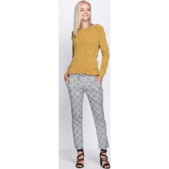 Szaro-Żółte Spodnie Something More. Spodnie materiałowe damskie marki Born2be. Za 44.99 zł.
