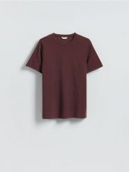 Gładki t-shirt regular fit - brązowy. Brązowe t-shirty męskie Reserved, l, bez wzorów, z bawełny, bez kołnierzyka. Za 99.99 zł.