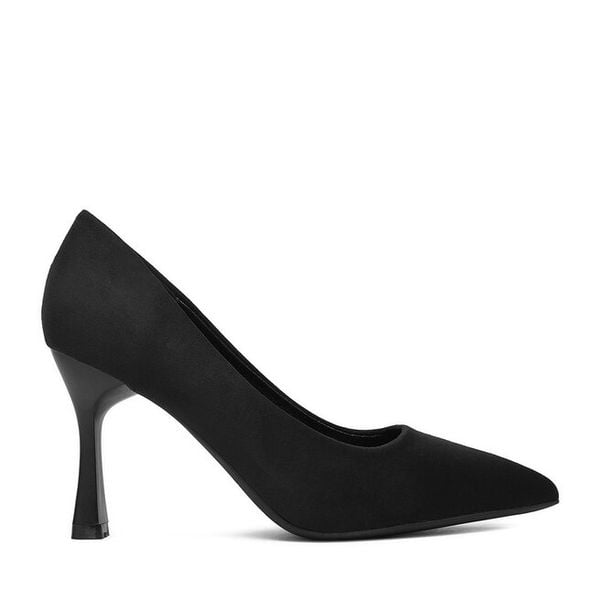 Szpilki JENNY. Czarne szpilki damskie Jenny, bez wzorów, bez obcasa, bez zapięcia. Za 119.99 zł.