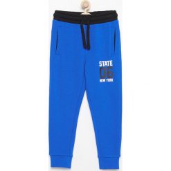 Spodnie dresowe - Niebieski. Spodnie sportowe dla chłopców marki Blue Seven. Za 39.99 zł.