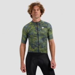 Koszulka rowerowa męska Rogelli Essential Graphic II. Niebieskie buty sportowe męskie Rogelli, bez zapięcia, rowerowe. Za 278.00 zł.