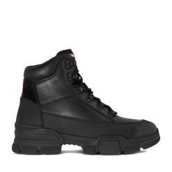 Trzewiki Hunter. Czarne botki męskie Hunter, bez wzorów, bez zapięcia. Za 439.99 zł.