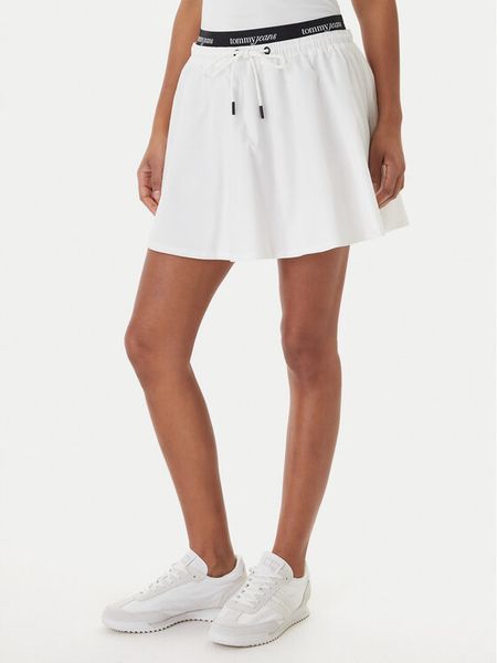Tommy Jeans Spódnica mini DW0DW22299 Biały Regular Fit. Białe spódnice damskie Tommy Jeans, xs, bez wzorów, z bawełny, mini. Za 282.99 zł.