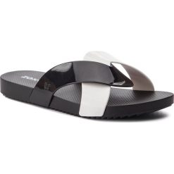 Klapki ZAXY - Check Thong Fem 17543 Czarny 90081 DD285043. Białe klapki damskie Zaxy, bez wzorów, z tworzywa sztucznego, bez obcasa, bez zapięcia. Za 119.00 zł.
