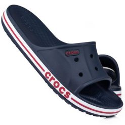 Klapki sportowe na basen Crocs CROCBAND. Białe klapki damskie Crocs, bez wzorów, do pływania. W wyprzedaży za 129.00 zł.