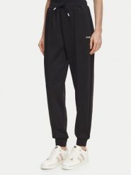 Guess Spodnie dresowe V6BB17 K6344 Czarny Regular Fit. Czarne spodnie dresowe damskie Guess, s, z aplikacjami, z dresówki. Za 292.99 zł.