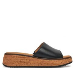 Klapki Gabor. Czarne klapki damskie Gabor, bez wzorów, bez obcasa. Za 339.99 zł.